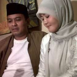 Diky: Diboncengi Pengusaha Laporkan Aceng, Fany Stres, Ibunya Pingsan