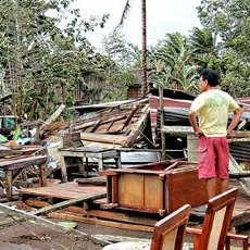 Sudah 115 Orang Tewas Akibat Topan Bopha di Filipina