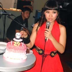 Winda Idol Rayakan Ultah ke-29