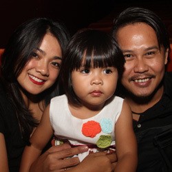 Nirina Zubir & Buah Hati