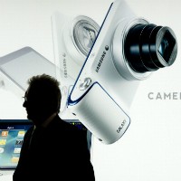 Meneropong Tren Kamera di Masa Depan