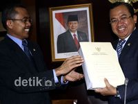 KY Serahkan 12 Nama Calon Hakim Agung ke DPR