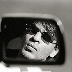 5 Mobil Mewah Shahrukh Khan