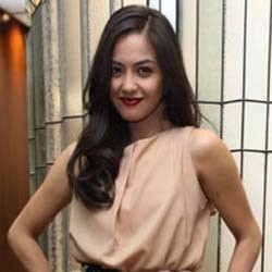 Revalina S Temat Tak Mau Ikut-ikutan Tren Sulam Alis