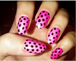 Kuku-kuku Aneh & Unik Milik Katy Perry 