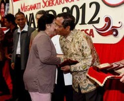  Mega dan Mahfud MD Gelar Pertemuan Tertutup di DPP PDIP