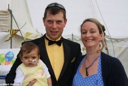 Demi Putrinya yang Sakit Langka, Ibu Ini Donorkan Separuh Hatinya