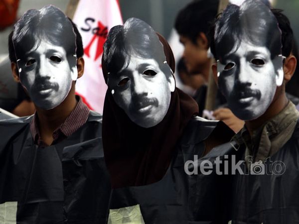 Aksi Teatrikal Menolak RUU Kamnas