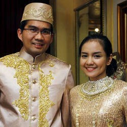 Intan Nuraini Lahirkan Bayi Laki-laki