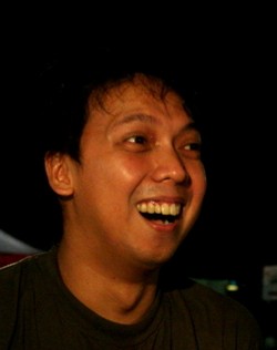 Main Basket, Cara Udjo Project Pop Lepas Kejenuhan