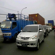 Kalianak Margomulyo Macet Total Sehari, Rp 3 Miliar Melayang