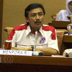 Mundur dari Menpora, Andi Mallarangeng: Saya Jumpa Pers Pukul 10.00 WIB