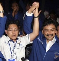Andi Mallarangeng Jadi Tersangka, Anas Sedih & Prihatin