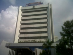 Andi Jadi Tersangka, PNS Kemenpora Tetap Asyik Olahraga