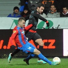 Kalah dari Viktoria, Atletico Runner-up