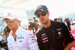 Vettel Diprediksi Bisa Patahkan Rekor Schumacher