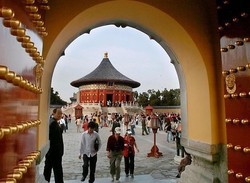 45 Negara Bebas Visa ke Beijing, RI Nggak Kebagian