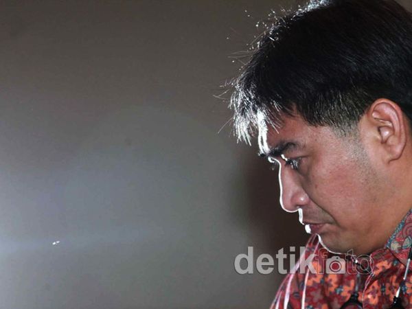 Choel Bantah Terlibat Korupsi Hambalang