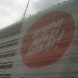 Horee! Kejagung Pasang Spanduk Jumbo Berani Jujur Hebat