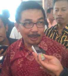 Bupati Blitar Bantah Ancam Ketua LSM Antikorupsi