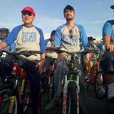 Amir Syamsuddin Ikut Gowes Sepeda Bareng Abraham Samad