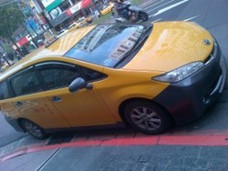 Di Taiwan Mobil Sekelas Altis Jadi Taksi