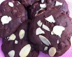 Menyemangati Si Kecil dengan Sajian Cookies Coklat yang Legit