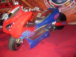 Honda PCX ala Transformers