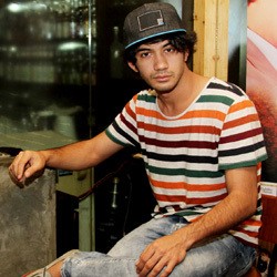 Si Belang Reza Rahadian