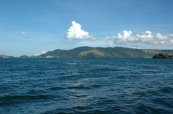 Gagal Bertemu Buaya Penunggu Danau Sentani