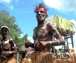 Festival Kamoro, Dari Tari Semut Sampai Ulat Sagu