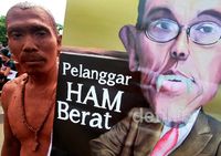Manusia Lumpur Lapindo Beraksi di Hari HAM