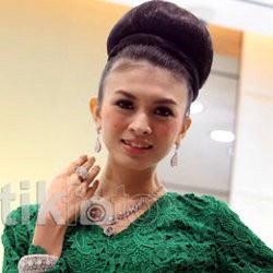 Punya Indera Keenam, Donita Merasa Terganggu