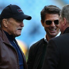 Tom Cruise Bikin Iri David Beckham