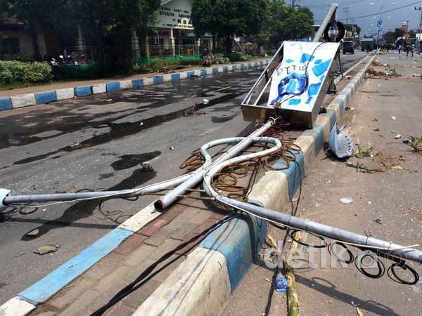 Pesta Demokrasi di Bangkalan Ternoda