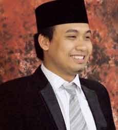 Anak Bupati Bangkalan yang Ingin Gantikan Ayahnya Anggota DPRD Termuda