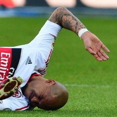 Milan Akan Cari Pengganti De Jong