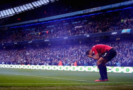 FA Selidiki Insiden Pelemparan Koin kepada Ferdinand