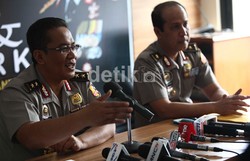 Irjen Anang Iskandar, Dari Tukang Cukur ke Pemberantasan Narkotika