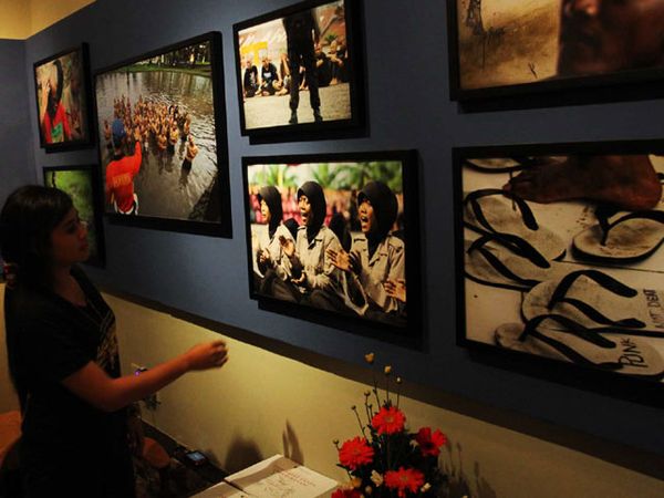 Lomba Foto, Lukisan dan Puisi