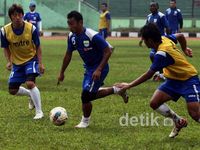 Persib Siap Hadapi Semifinal Inter Island Cup