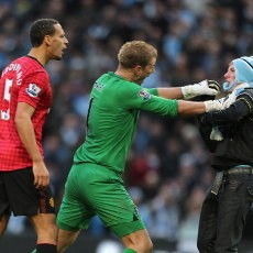 Suporter City yang Masuk Lapangan Minta Maaf kepada Ferdinand