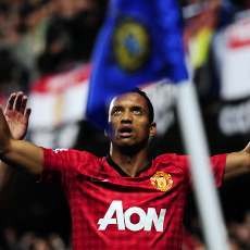 Walcott Belum Jelas, Arsenal Bidik Nani