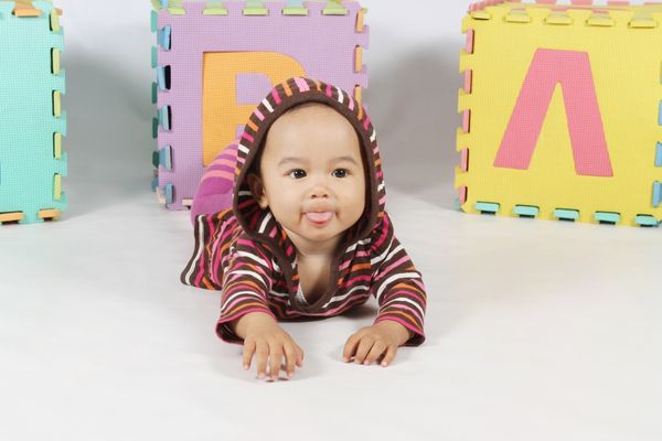 Azahra Queenisa Dinov, 1,5 Tahun, Perempuan