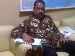 Kesal Disebut Terlibat, Melchias Mekeng Somasi Nazaruddin