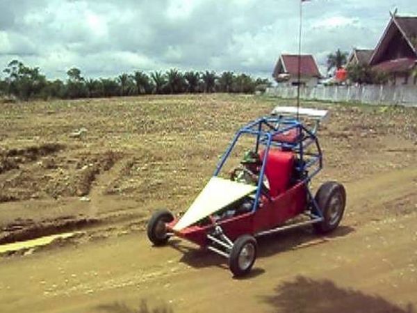 Tamiya di Jalan Raya