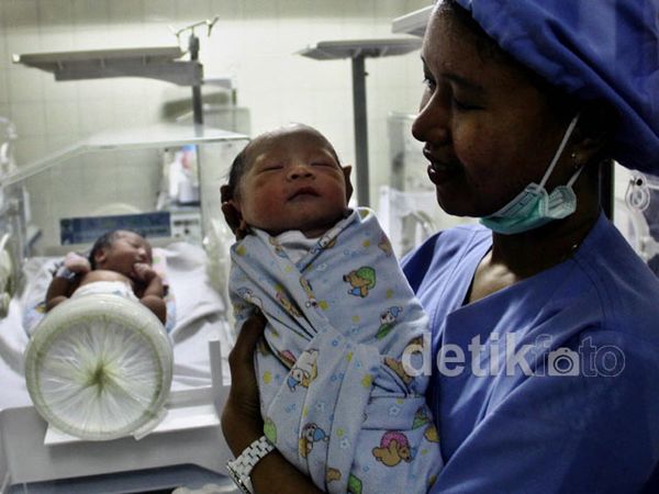 16 Bayi Lahir di 12-12-12