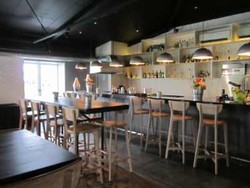 Nook & Cranny, Lounge Bergaya Rumahan dari Pad @28