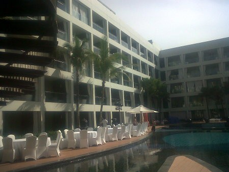 Oesman Sapta Odang Punya Hotel Mewah dengan President Suite Terbesar di Dunia
