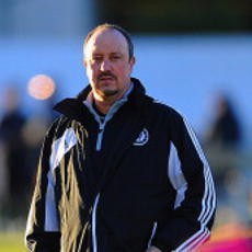 Benitez Sebut Chelsea Butuh Gelandang Bertahan